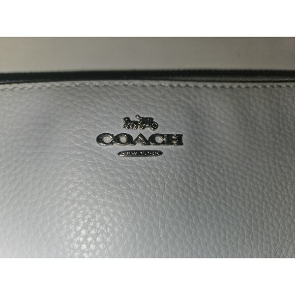 Coach Wristlet Wallet Double Zipper Light Blue 8x5 - Picture 6 of 11